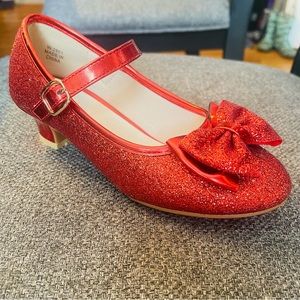 Red Glitter Shoe (2)